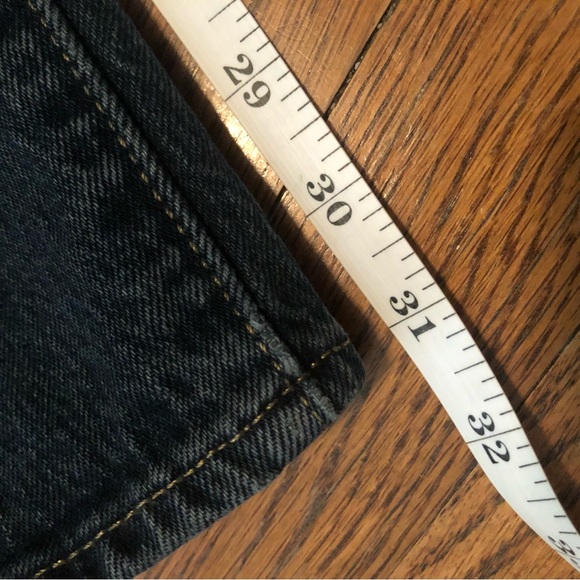 Vintage Levi’s 501’s - Picture 7 of 9